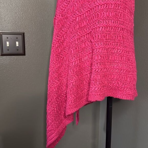 Chico's Hot Pink Tape Yarn Chunky Woven Convertible Poncho - Picture 4 of 13
